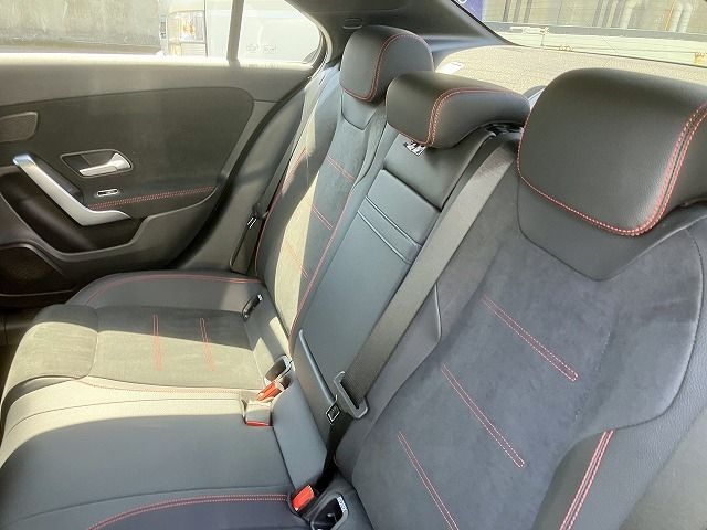 MERCEDES BENZ A class sedan