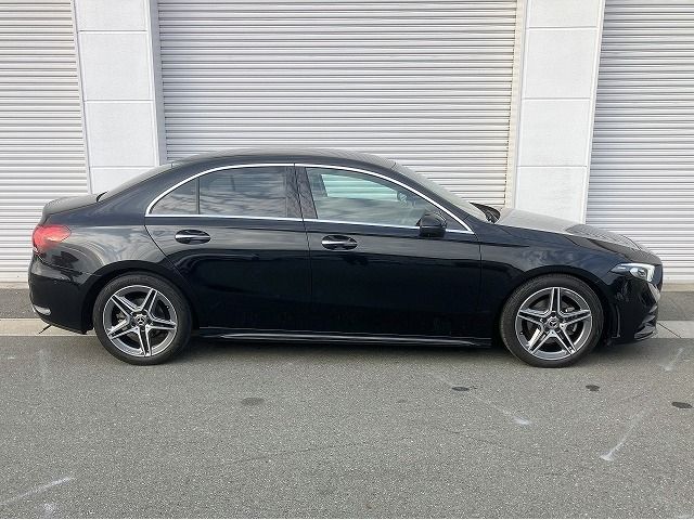 MERCEDES BENZ A class sedan