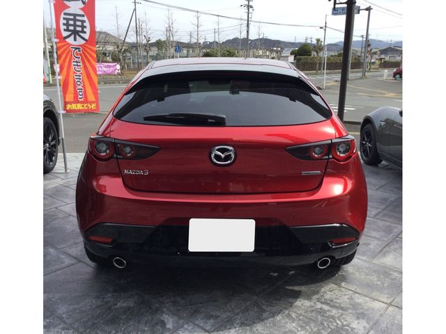 MAZDA3 FASTBACK