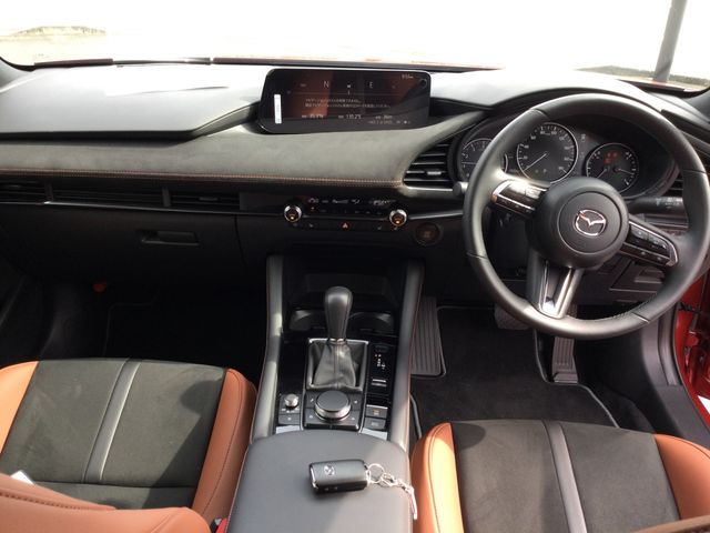 MAZDA3 FASTBACK