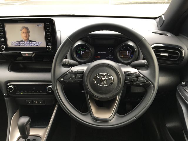 YARIS HYBRID