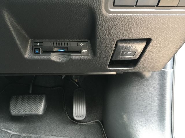 YARIS HYBRID