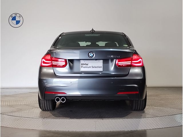 BMW 3 Series sedan