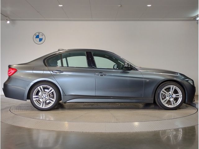 BMW 3 Series sedan