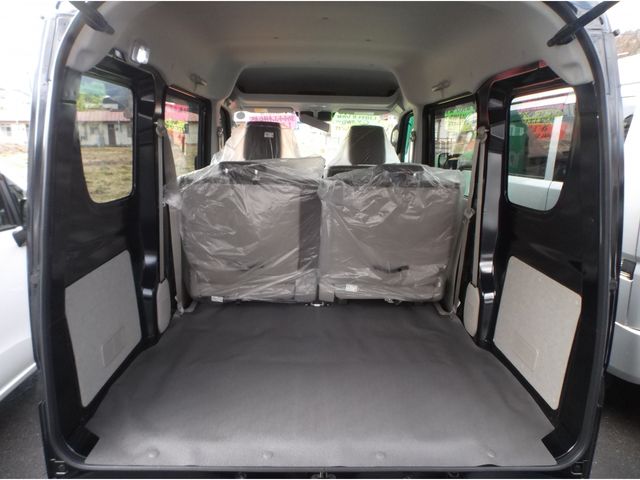 CLIPPER van