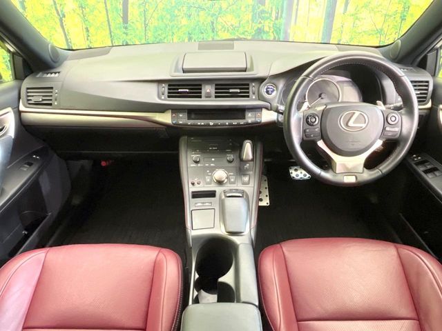 LEXUS CT200h