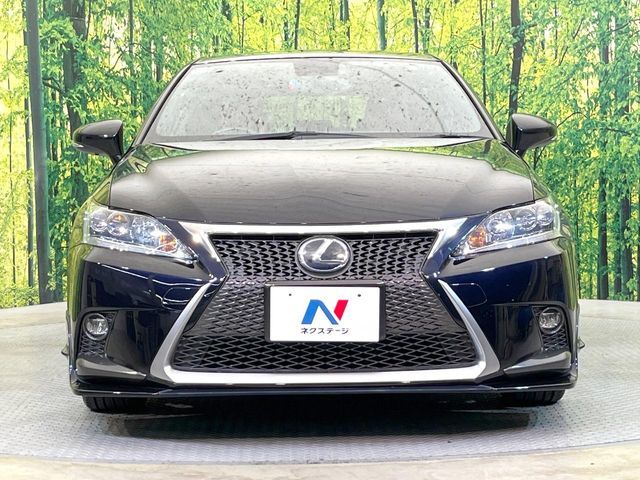 LEXUS CT200h