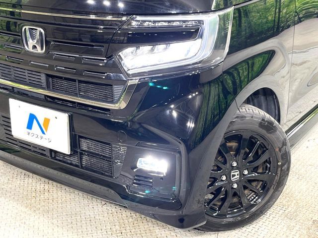 N-BOX CUSTOM
