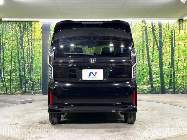 N-BOX CUSTOM