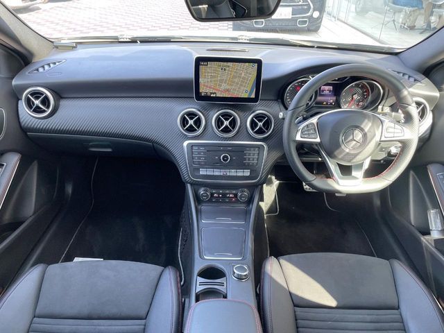 MERCEDES BENZ A class