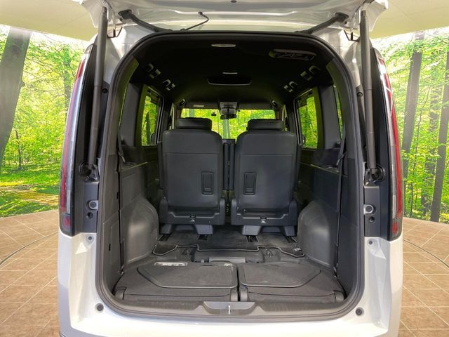 STEPWAGON e:HEV SPADA
