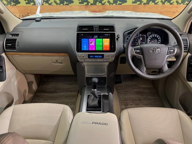 LANDCRUISER PRADO
