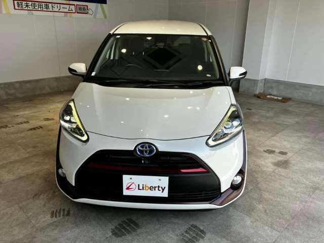 SIENTA HYBRID