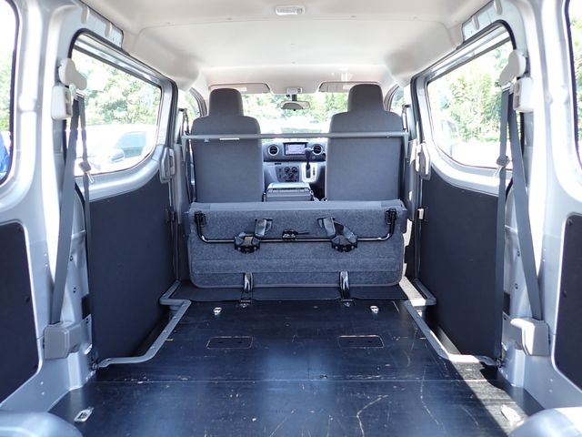 NV350 CARAVAN 4WD