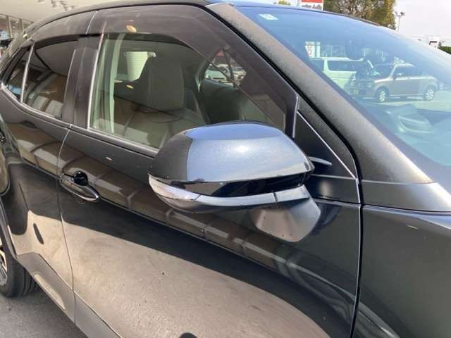 YARIS CROSS