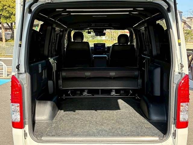 HIACE van 2WD