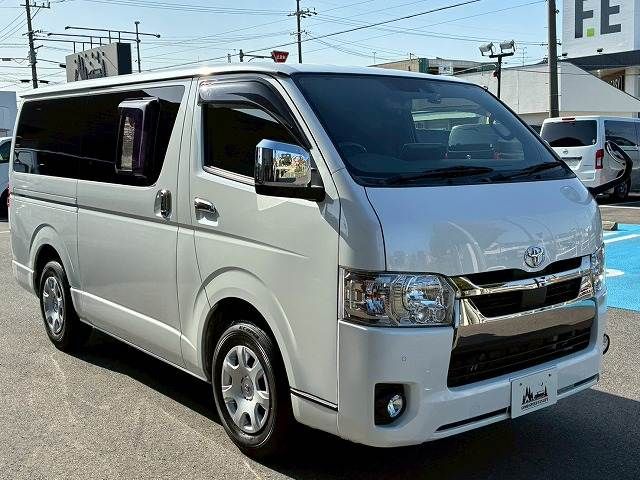 HIACE van 2WD