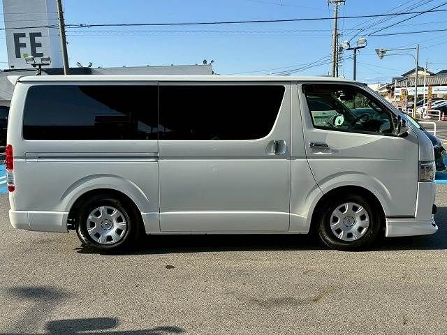 HIACE van 2WD