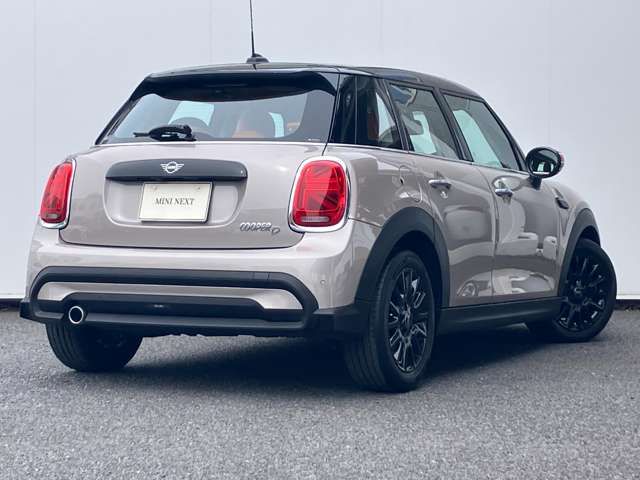 MINI COOPER D 5DOOR