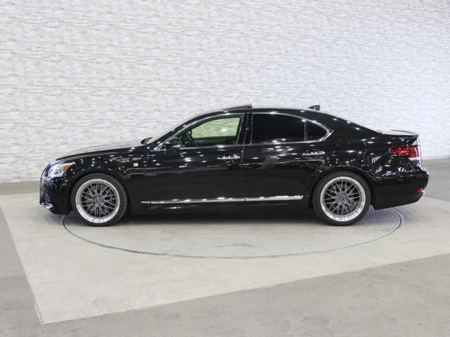 LEXUS LS460