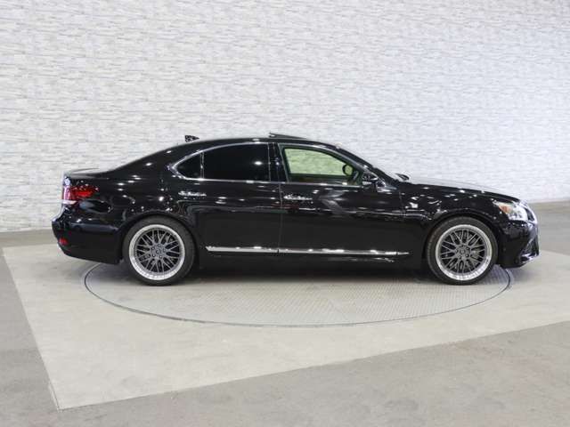 LEXUS LS460
