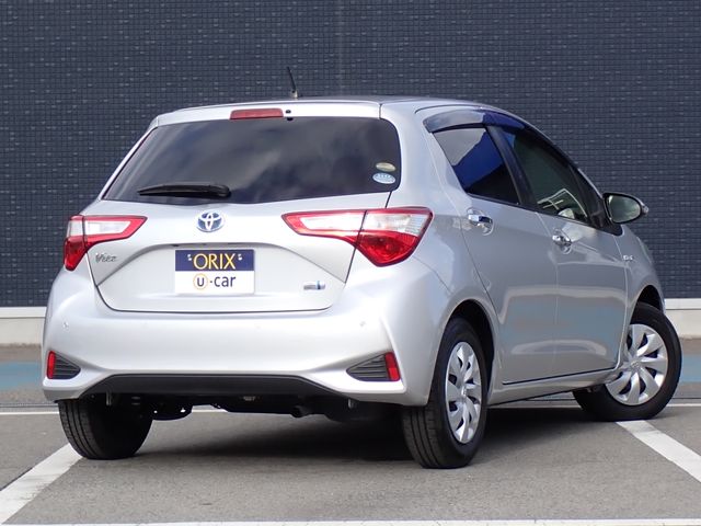 VITZ HYBRID