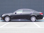 CROWN sedan hybrid