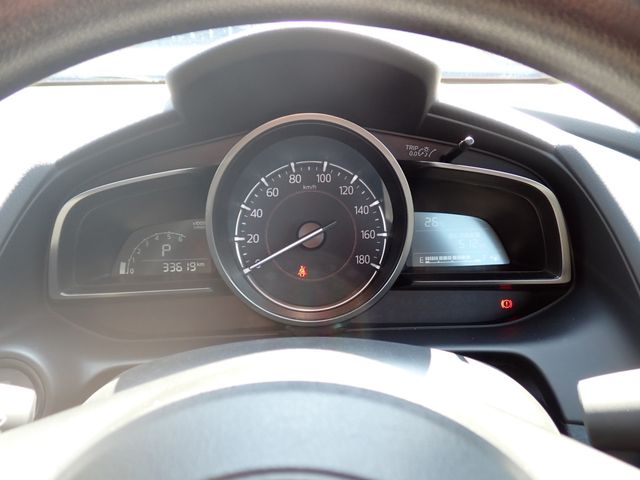MAZDA2