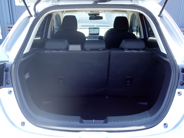 MAZDA2