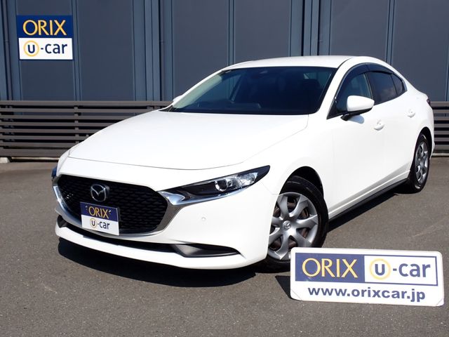 MAZDA3 SEDAN