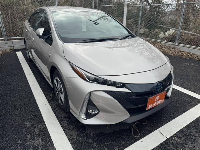 PRIUS PHV