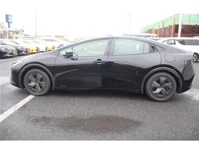 PRIUS 4WD