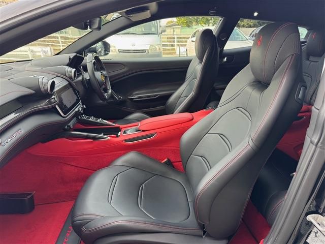 FERRARI GTC4 LUSSO T