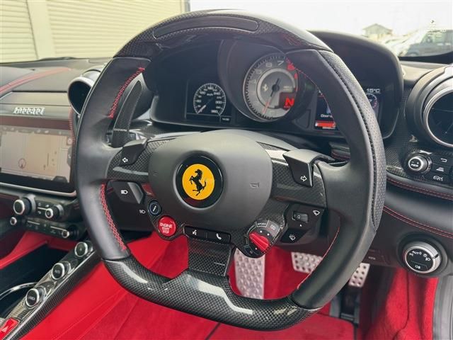FERRARI GTC4 LUSSO T