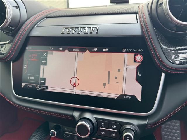 FERRARI GTC4 LUSSO T