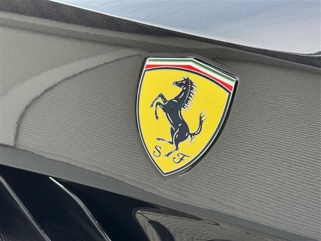 FERRARI GTC4 LUSSO T