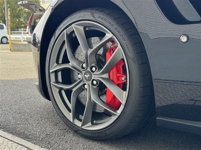 FERRARI GTC4 LUSSO T