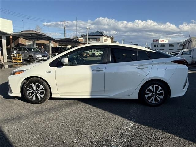 PRIUS PHV