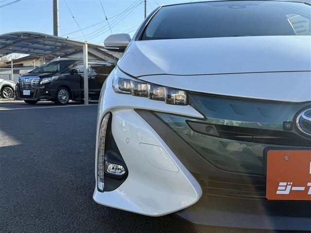 PRIUS PHV