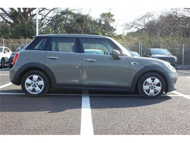 MINI ONE 5DOOR
