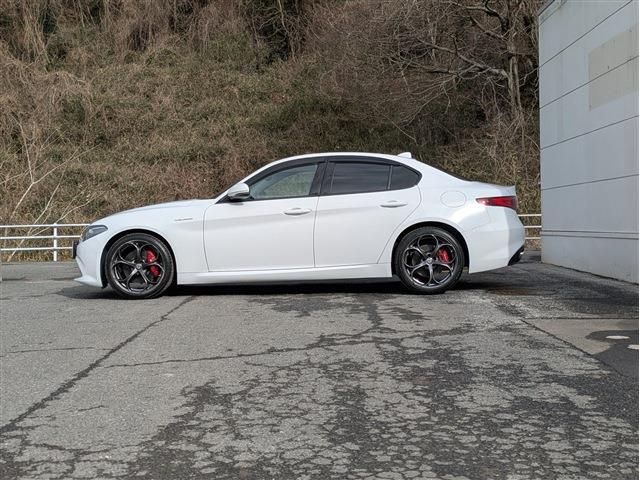 ALFAROMEO Giulia