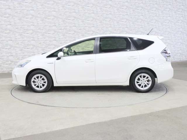 PRIUS Alpha