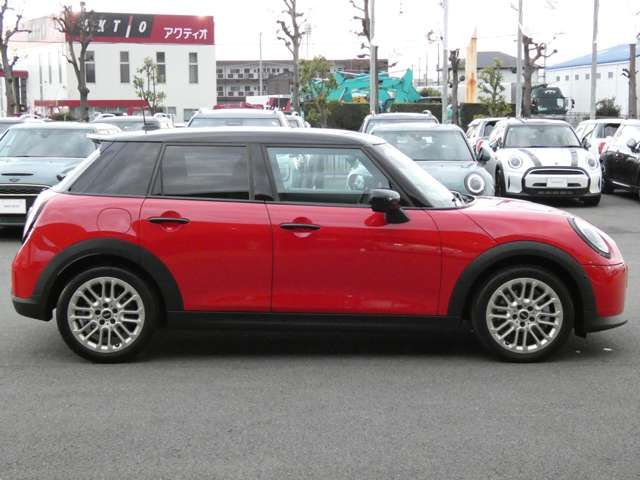 MINI COOPER 5DOOR