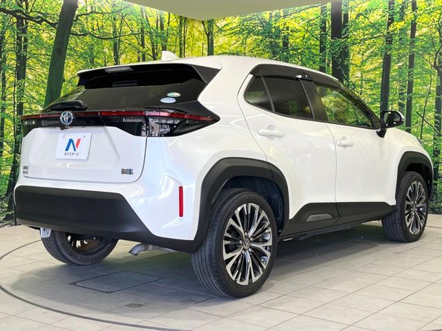 YARIS CROSS HYBRID