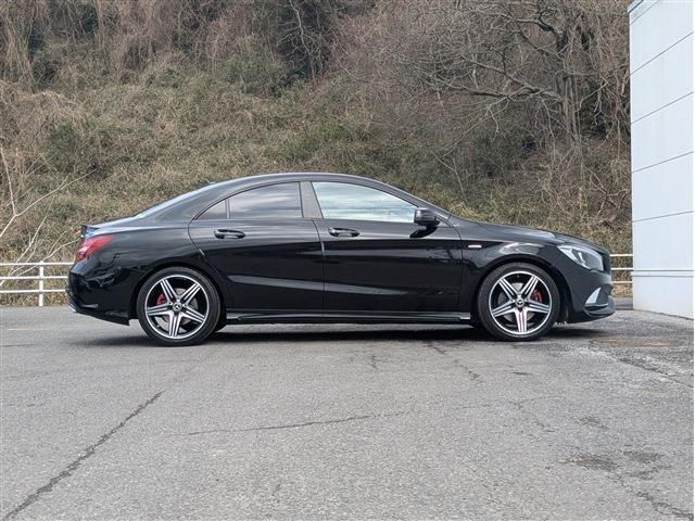 MERCEDES BENZ CLA class