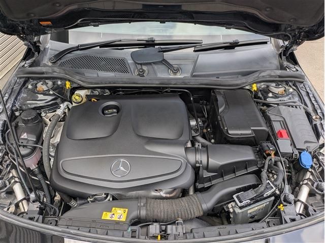 MERCEDES BENZ CLA class
