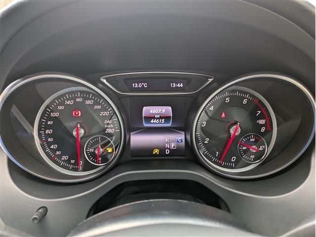MERCEDES BENZ CLA class