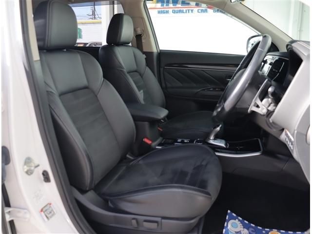 OUTLANDER PHEV