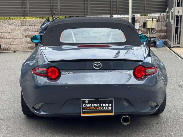 ROADSTER