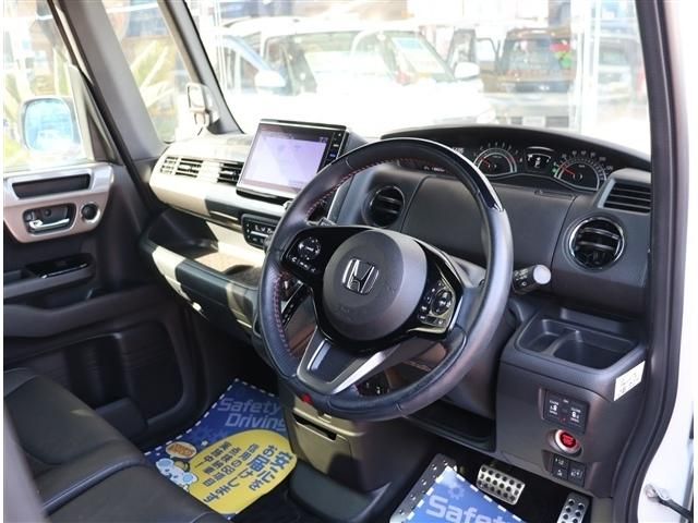 N-BOX CUSTOM